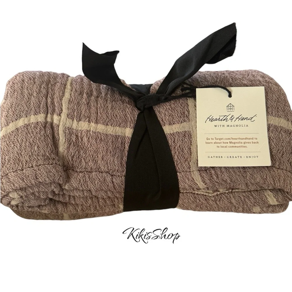 Hearth & Hand Magnolia Grid Matelassé Throw Blanket Burgundy/ Beige -